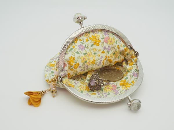 gonta 小花黃色圖案 金屬扣散銀包(金屬框8.5厘米)