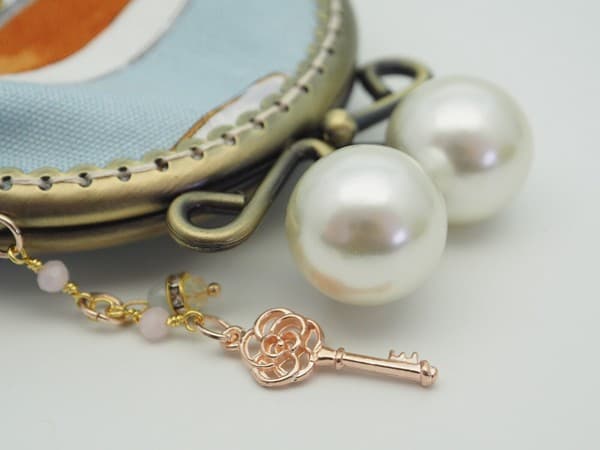 「Tea Time B♡淺藍」金屬扣散銀包(金屬框寬度8.5厘米)