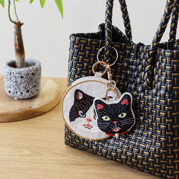 貓咪刺繡圓形珠片小袋